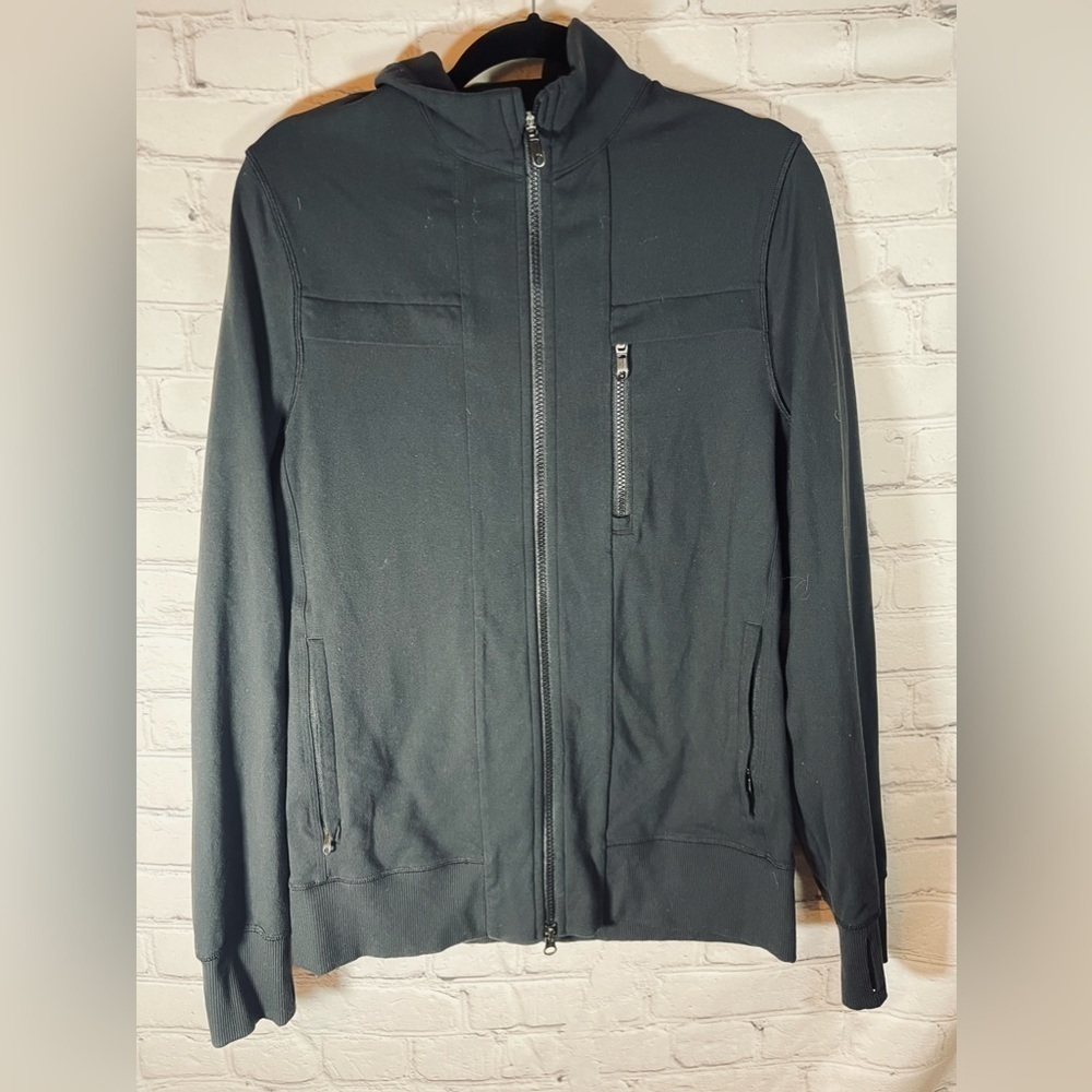 Lululemon Zero Gravity Zip Up